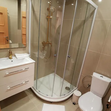 Ferienwohnung Corner House Lučenec Zimmer foto