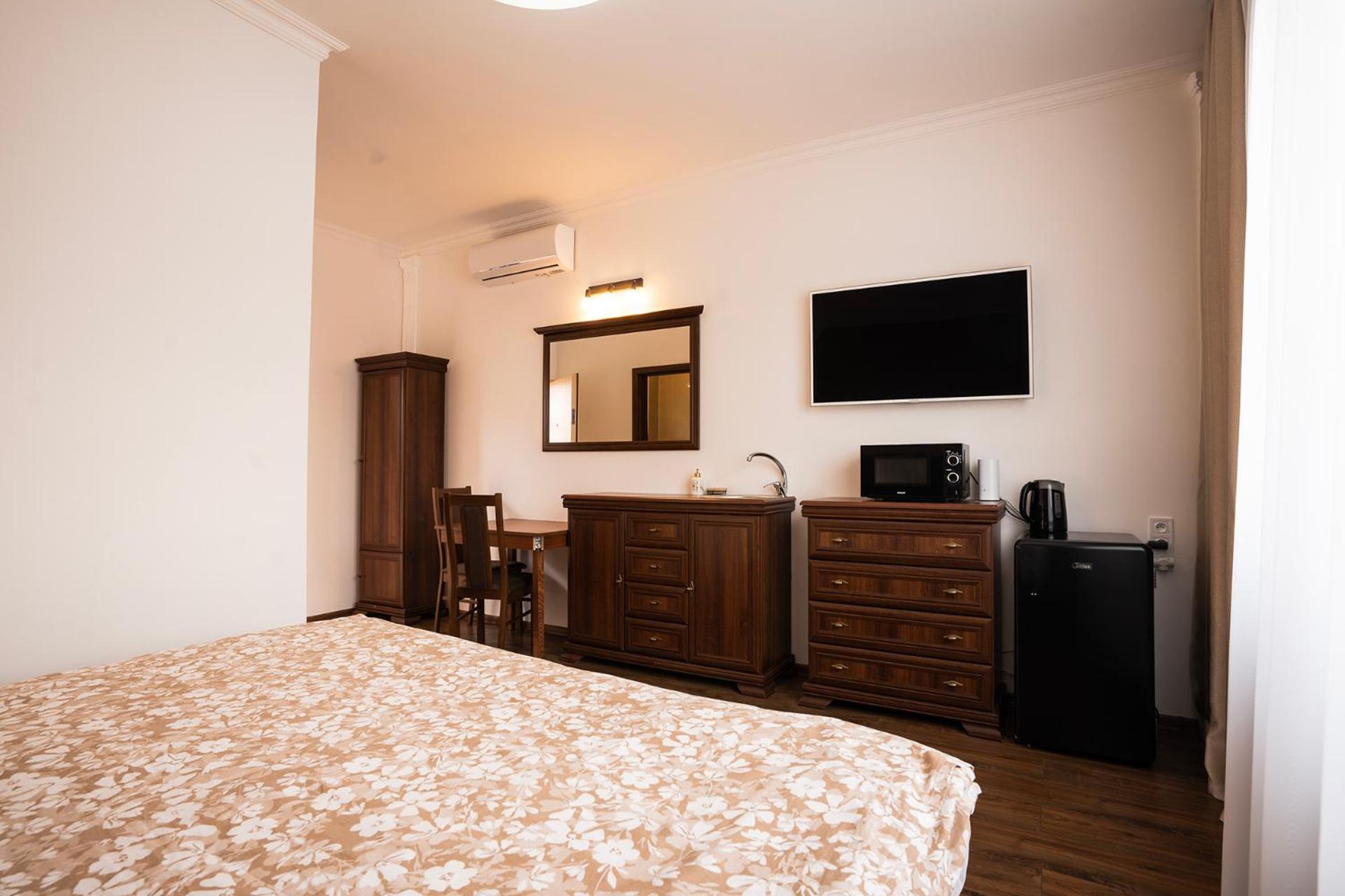 Corner House Apartment